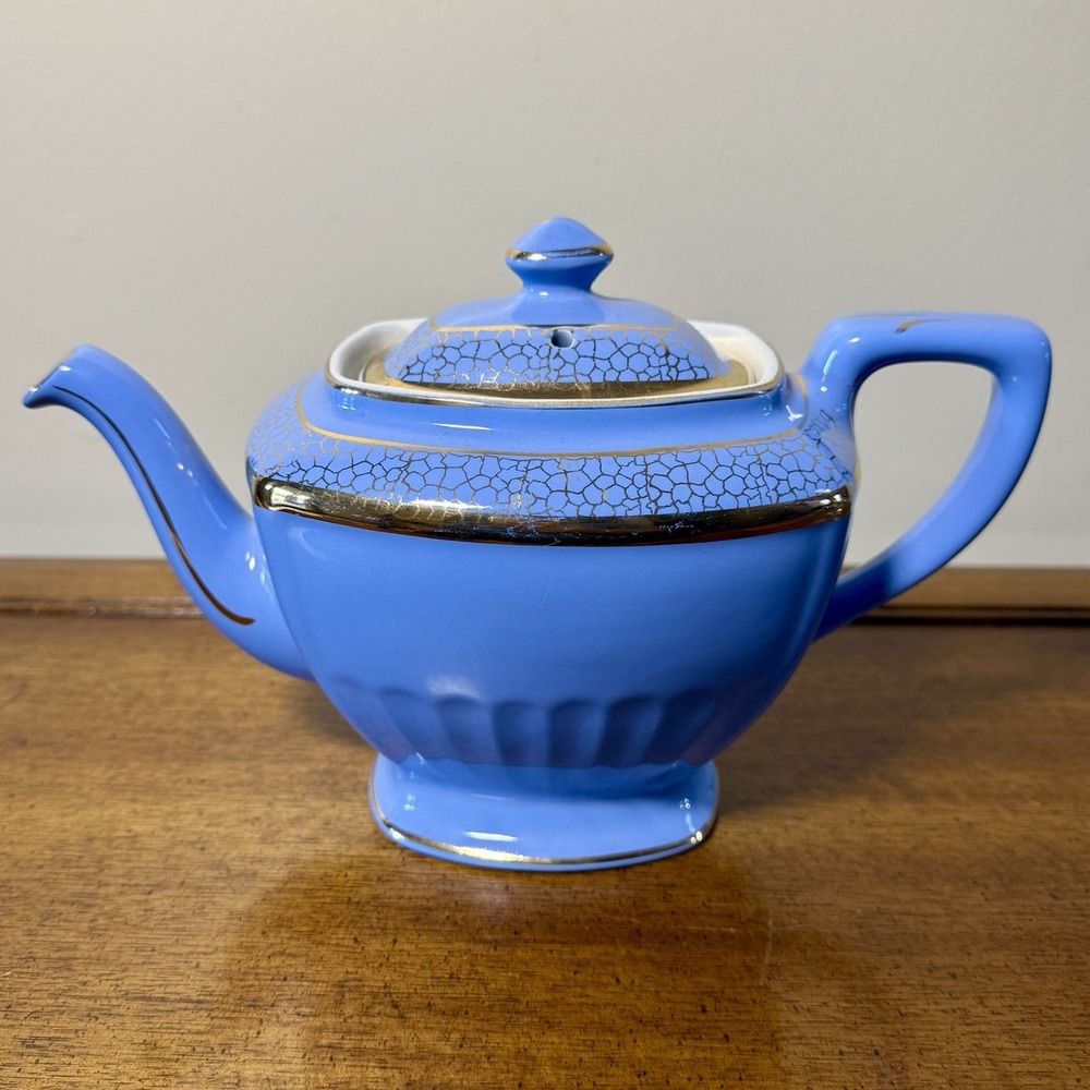 Vintage Hollywood Hall Teapot Blue ~24 KT Gold Plated Trim #0109~ 6 Cup